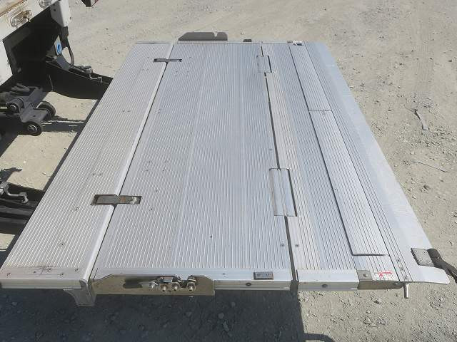 中古トラック いすゞアルミバン ＃11