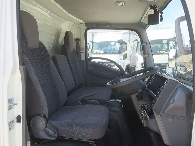 中古トラック いすゞアルミバン ＃18