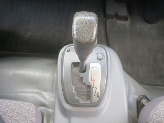 中古トラック いすゞ エルフ 2tアルミバン