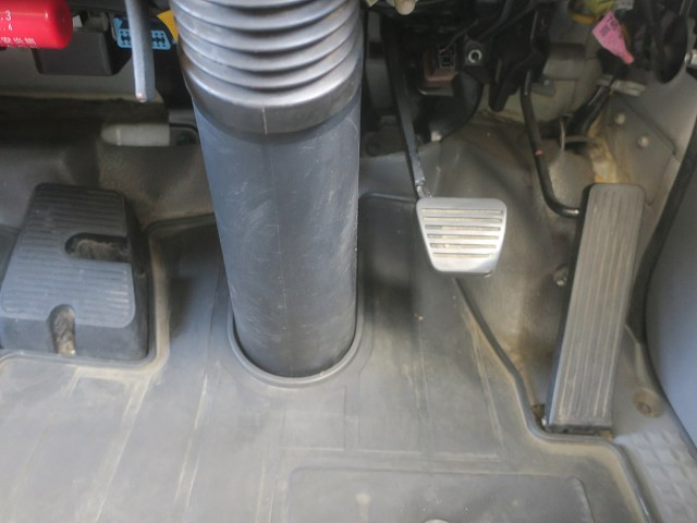 中古トラック いすゞ エルフ 2tアルミバン