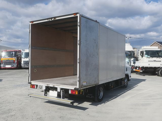 中古トラック いすゞ エルフ 2tアルミバン