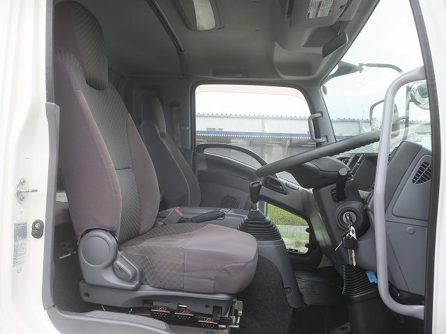 中古トラック いすゞ平ボディ ＃17