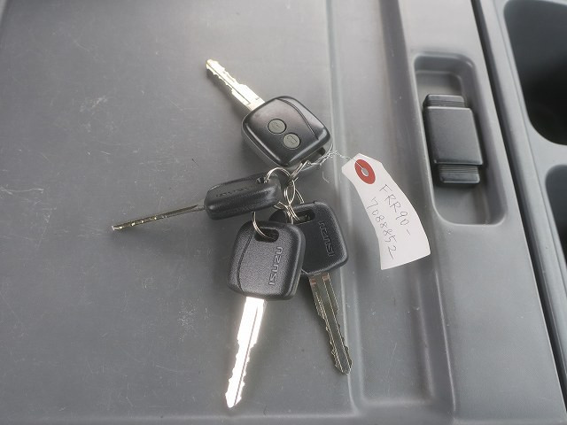 中古トラック いすゞ平ボディ ＃24