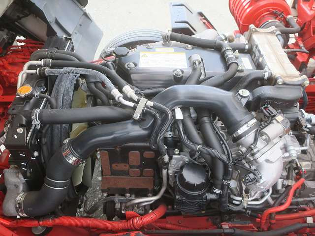 中古トラック いすゞ フォワード 中型アルミウィング