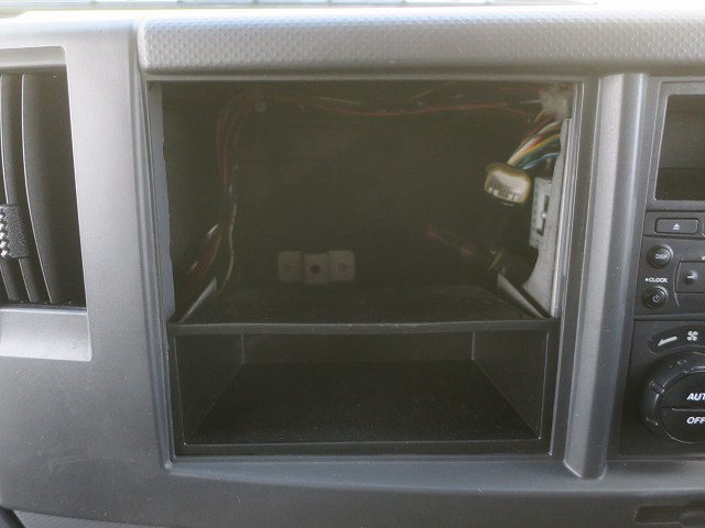 中古トラック いすゞ フォワード 中型アルミウィング