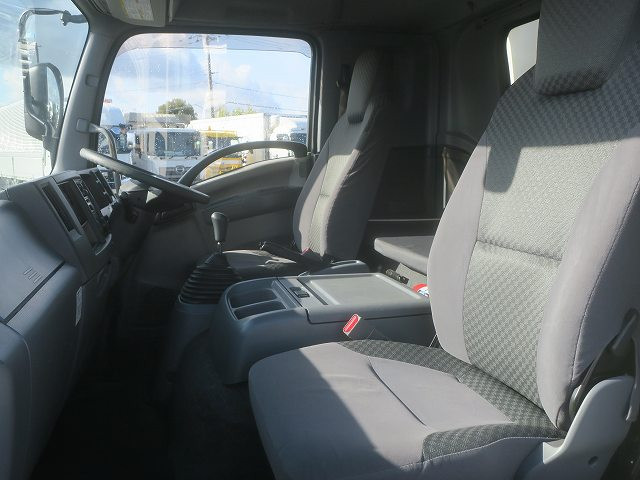 中古トラック いすゞアルミウィング ＃23