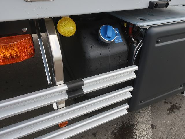 中古トラック スカニアアルミウィング ＃12