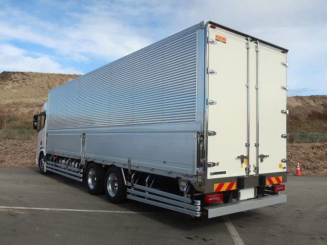 中古トラック スカニアアルミウィング ＃4