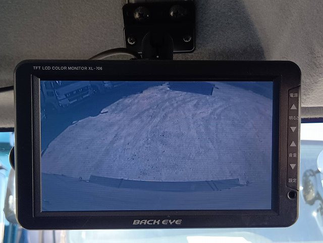 中古トラック　いすゞ フォワード 中型パッカー車