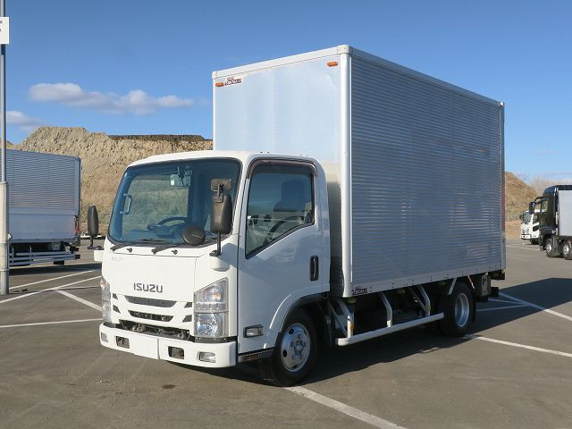  いすゞアルミバン