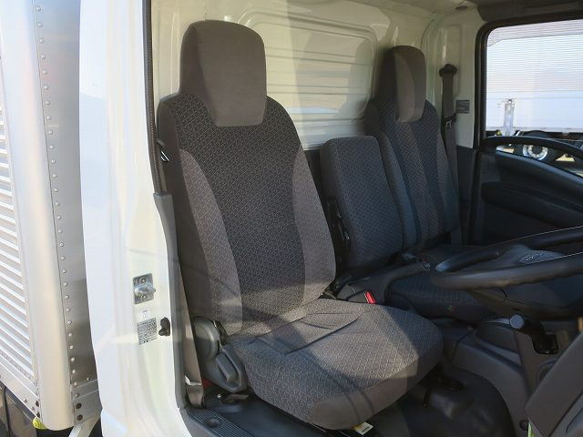 中古トラック いすゞ エルフ アルミバン