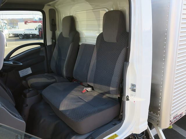 中古トラック いすゞ エルフ アルミバン