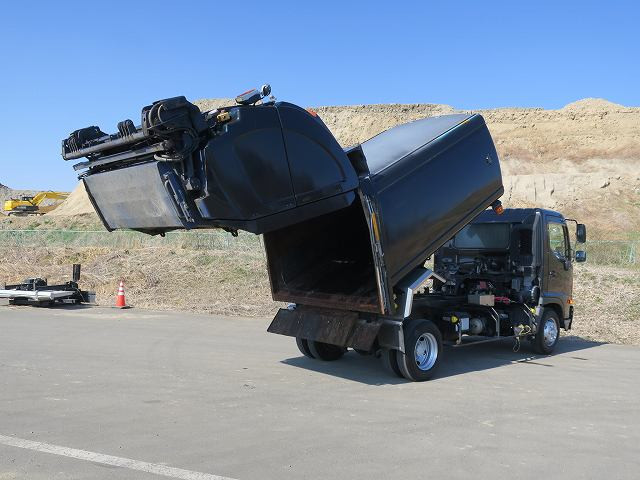 中古トラック 日野 レンジャー 中型パッカー車