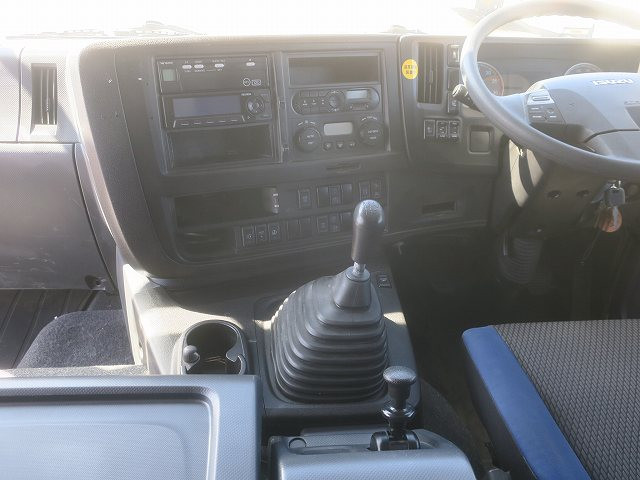 中古トラック いすゞアルミウィング ＃17