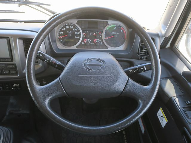 中古トラック 日野 レンジャー 中型アルミバン