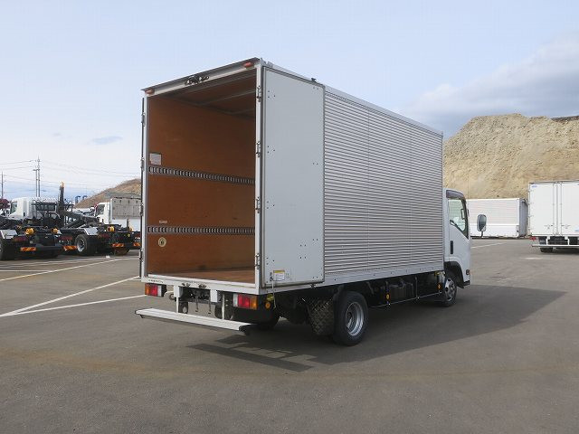 中古トラック いすゞアルミバン ＃5