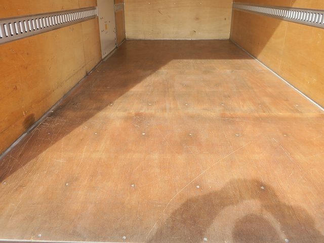 中古トラック いすゞアルミバン ＃8