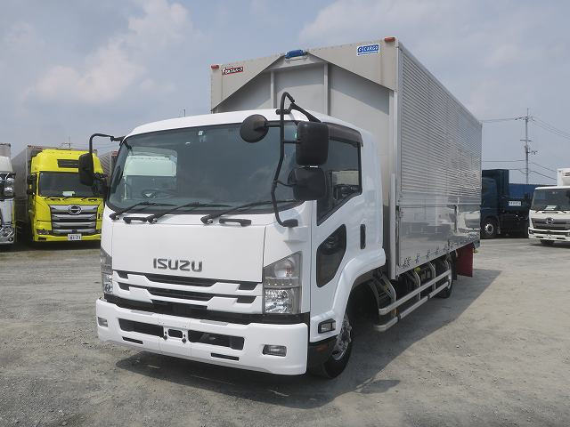 2020 Isuzu Forward Medium-Sized Aluminum Wing Truck 6200 Wide