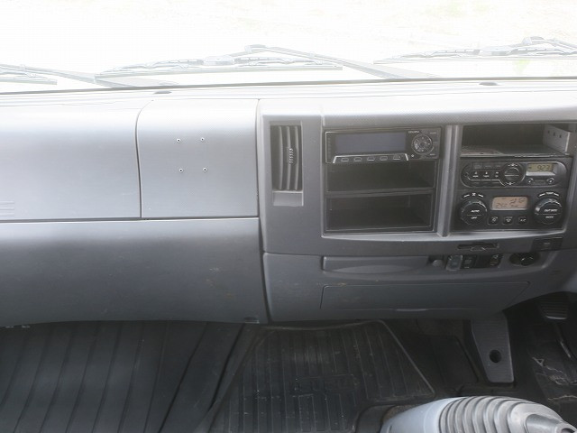 中古トラック　いすゞフォワード 中型アルミウィング