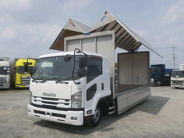 中古トラック　いすゞフォワード 中型アルミウィング