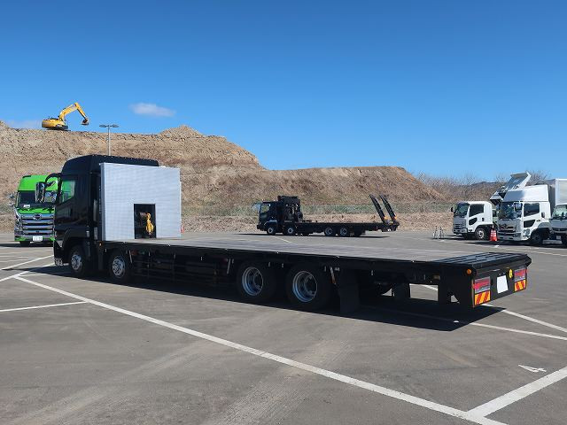 中古トラック 三菱ふそう重機運搬車 ＃3