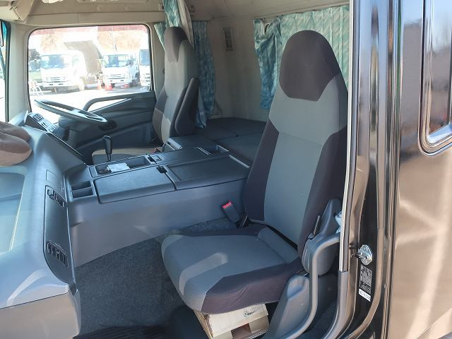 中古トラック 三菱ふそう重機運搬車 #22