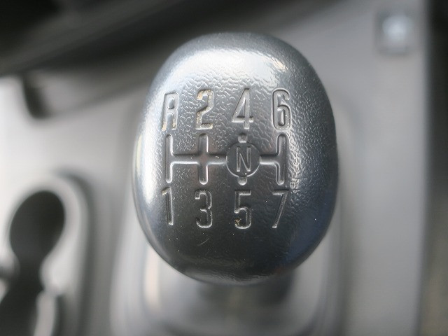 中古トラック いすゞ ギガ 大型ダンプ