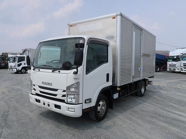 [Lease/Rental Only Vehicle] 2019 Isuzu Elf Aluminum Van Wide Long 4WD with Retractable Power Gate and Left Side Door ★Includes 安心車検パック (Peace of Mind Vehicle Inspection Package)! /New mixed tires installed★