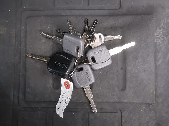 中古トラック いすゞアルミバン ＃24