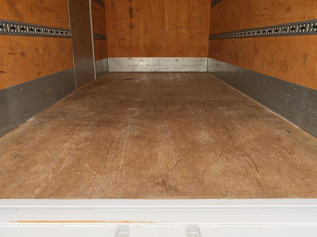 中古トラック いすゞアルミバン ＃6