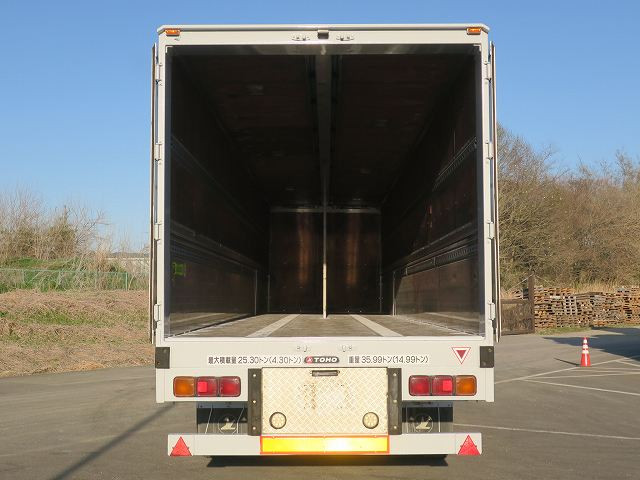 中古トラック 東急 3軸 ウィングトレーラー