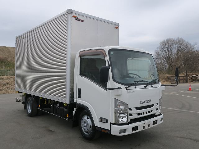 中古トラック いすゞアルミバン ＃2