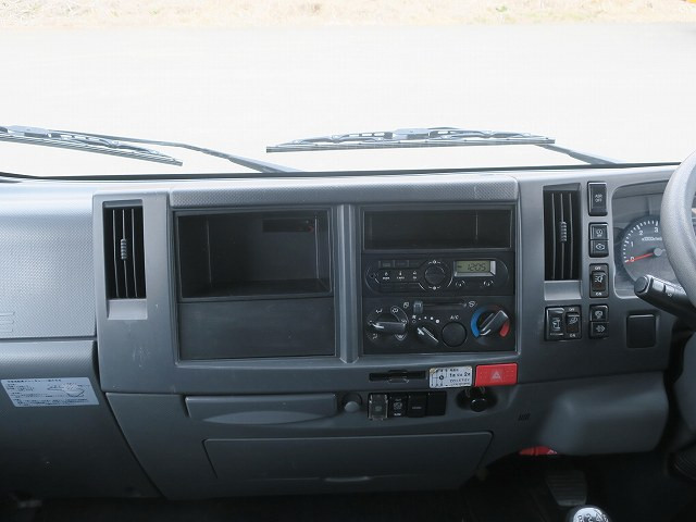 平成26年式　いすゞ エルフｱﾙﾐﾊﾞﾝ　　標準ﾛﾝｸﾞ　格納PG