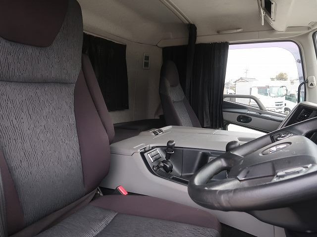 中古トラック 三菱ふそう スーパーグレート 大型クレーン付セルフローダー