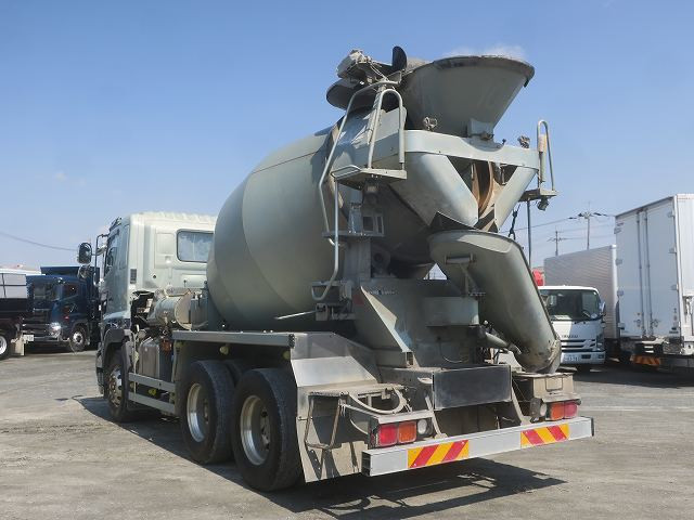 　日野　プロフィア大型　ｺﾝｸﾘｰﾄﾐｷｻｰ車　ｱﾙﾐﾎｲｰﾙ