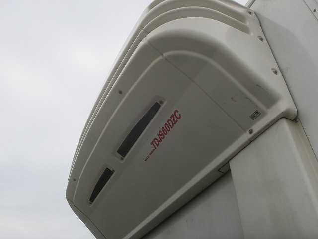 中古トラック 日野冷蔵冷凍車 ＃15