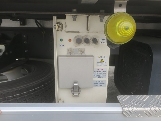 中古トラック 日野冷蔵冷凍車 ＃17