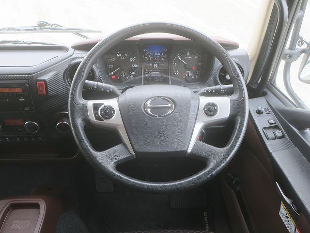 中古トラック 日野冷蔵冷凍車 ＃20