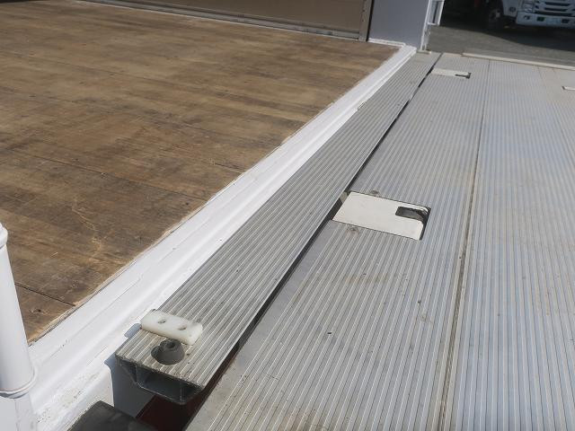 中古トラック いすゞギガ アルミウィング