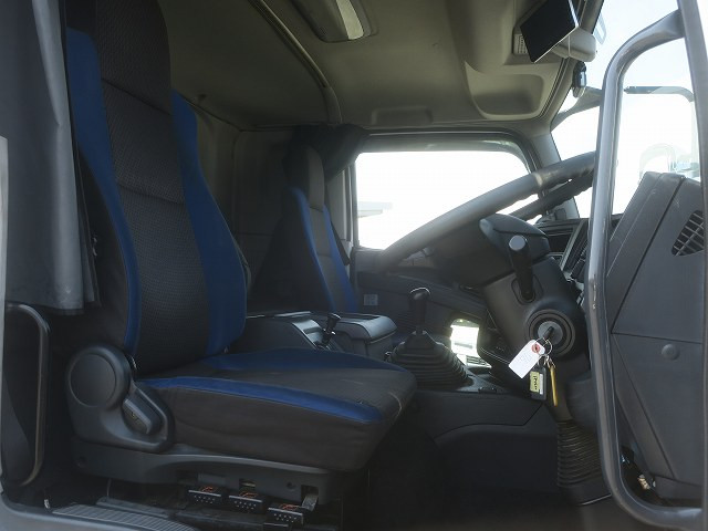 中古トラック いすゞギガ アルミウィング