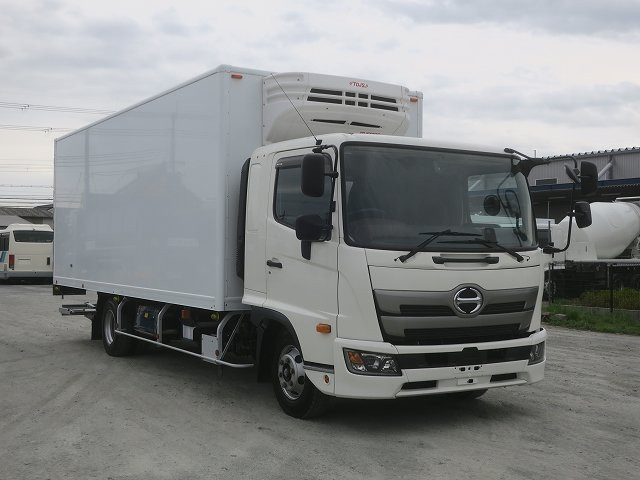 中古トラック 日野冷凍バン ＃2