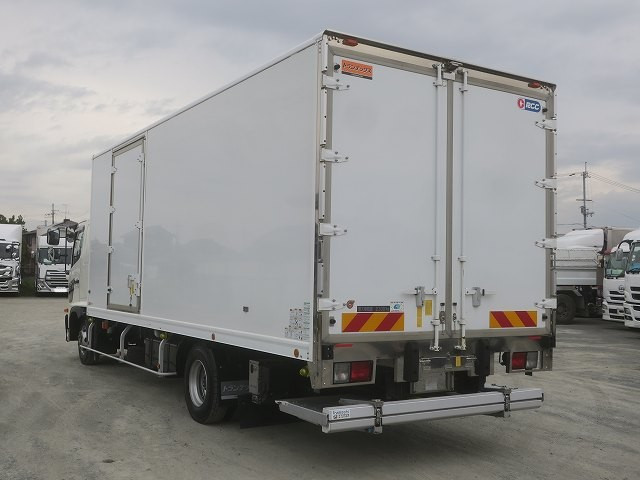 中古トラック 日野冷凍バン ＃4