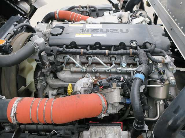 中古トラック いすゞアルミバン ＃11