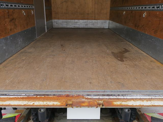 中古トラック いすゞアルミバン ＃7