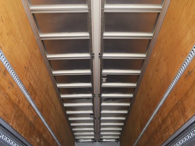 中古トラック UDトラックスアルミウィング ＃11