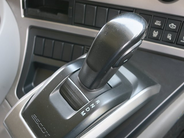 中古トラック UDトラックス クオン アルミウィング