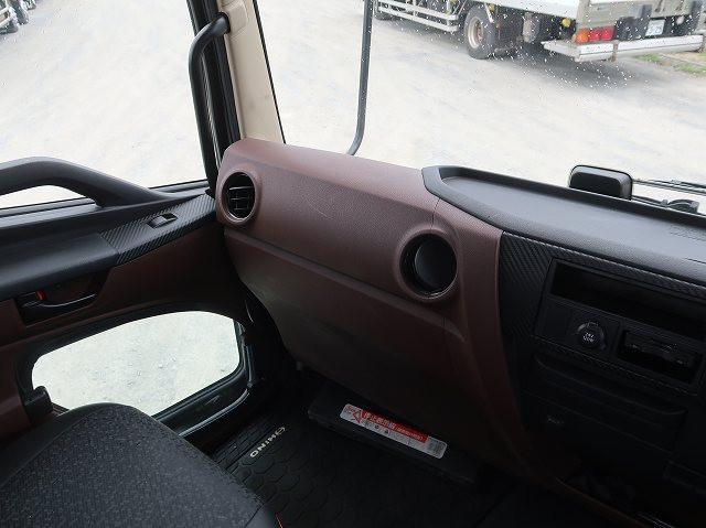 中古トラック 日野クレーン付 ＃17