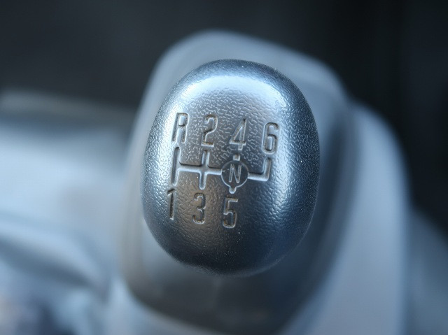 中古トラック いすゞクレーン付平ボディ ＃20