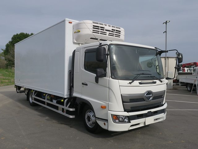 中古トラック 日野冷蔵冷凍車 #2