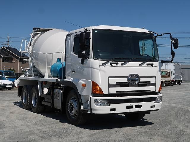 中古トラック 日野コンクリートミキサー車 ＃2